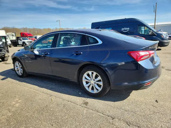 1G1ZD5ST5NF180556 2022 CHEVROLET MALIBU - Image 2