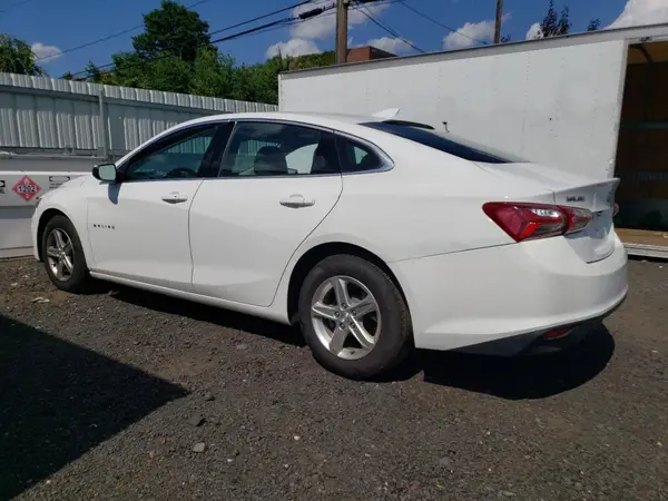 1G1ZD5ST5NF193727 2022 CHEVROLET MALIBU - Image 2