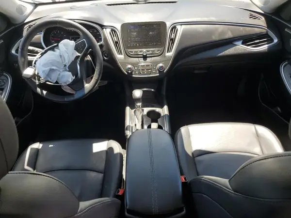 1G1ZD5ST5NF207657 2022 CHEVROLET MALIBU - Image 8