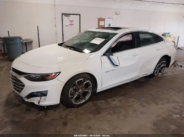 1G1ZD5ST5PF132798 2023 CHEVROLET MALIBU - Image 2