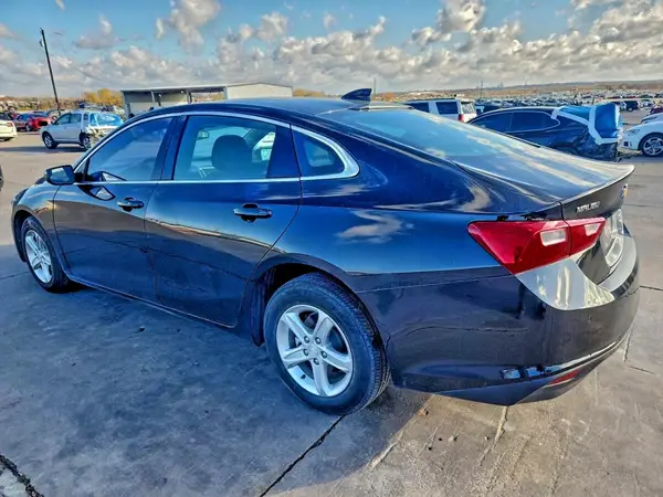 1G1ZD5ST5PF167051 2023 CHEVROLET MALIBU - Image 2