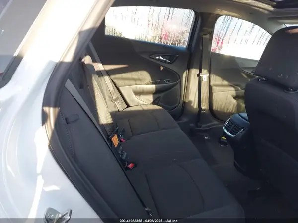 1G1ZD5ST5RF148535 2024 CHEVROLET MALIBU - Image 8