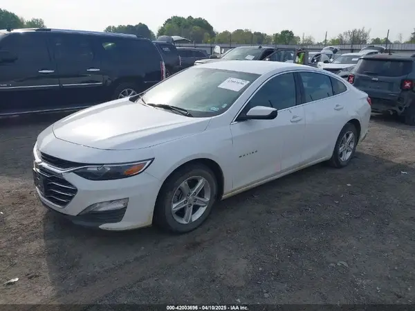 1G1ZD5ST5RF149068 2024 CHEVROLET MALIBU - Image 2