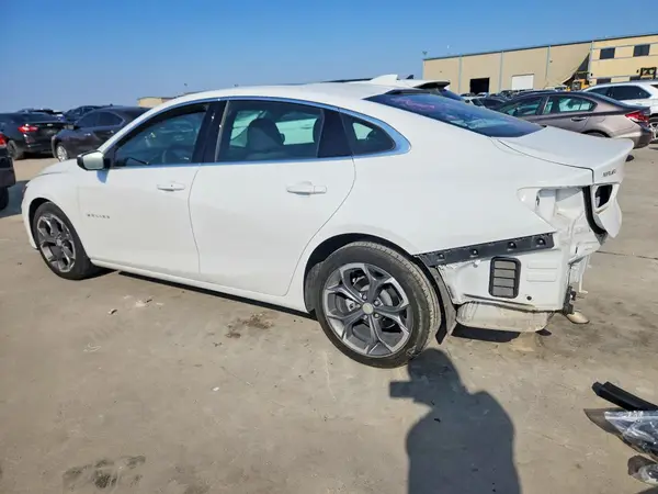1G1ZD5ST5RF172446 2024 CHEVROLET MALIBU - Image 2