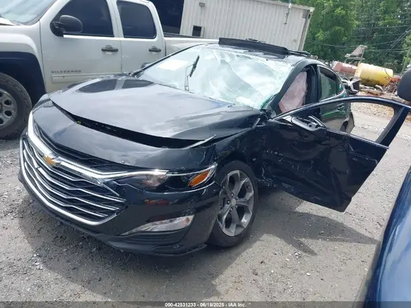1G1ZD5ST5RF187920 2024 CHEVROLET MALIBU - Image 2