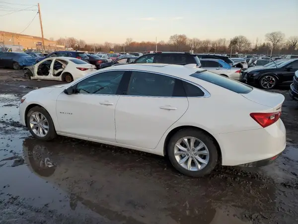 1G1ZD5ST5RF229695 2024 CHEVROLET MALIBU - Image 2