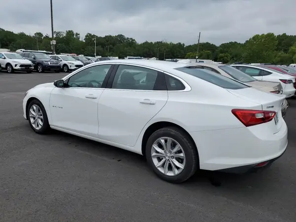 1G1ZD5ST5SF127142 2025 CHEVROLET MALIBU - Image 2