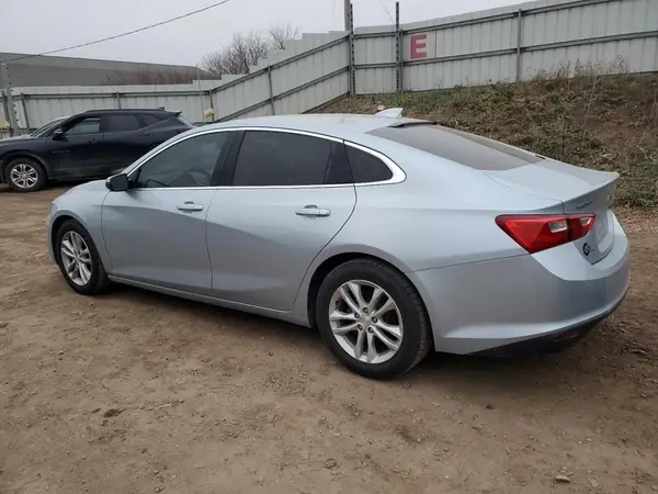 1G1ZD5ST6JF104600 2018 CHEVROLET MALIBU - Image 2