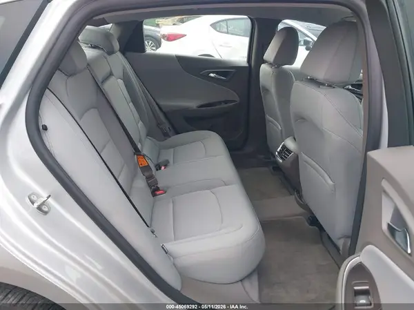 1G1ZD5ST6JF106590 2018 CHEVROLET MALIBU - Image 8