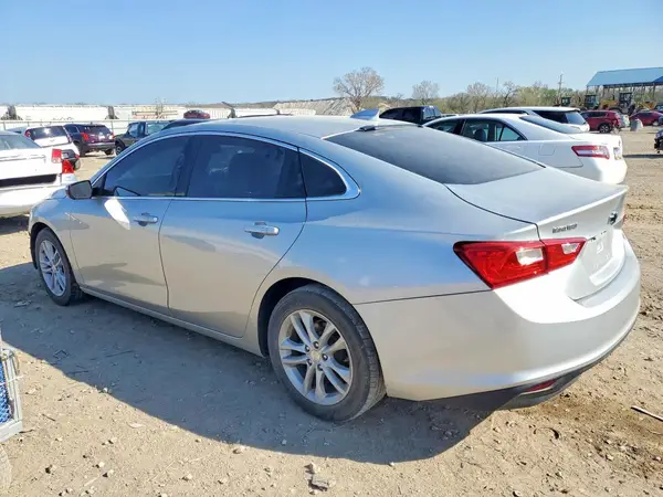 1G1ZD5ST6JF116391 2018 CHEVROLET MALIBU - Image 2