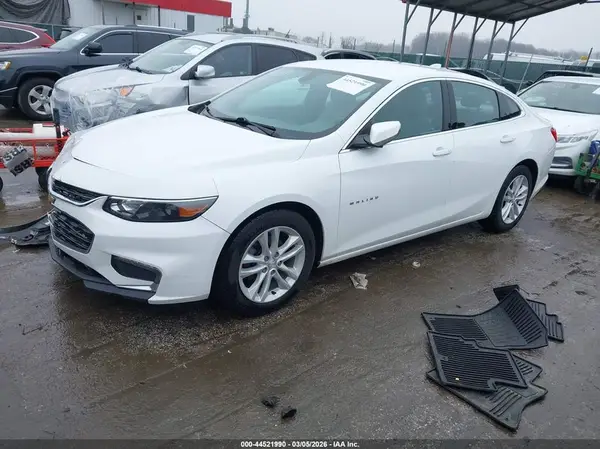 1G1ZD5ST6JF122885 2018 CHEVROLET MALIBU - Image 2
