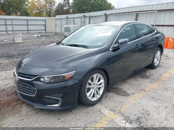 1G1ZD5ST6JF126306 2018 CHEVROLET MALIBU - Image 2