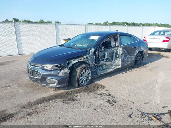 1G1ZD5ST6JF128167 2018 CHEVROLET MALIBU - Image 2