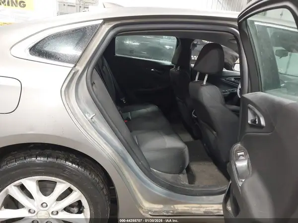 1G1ZD5ST6JF131716 2018 CHEVROLET MALIBU - Image 8
