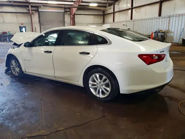 1G1ZD5ST6JF135667 2018 CHEVROLET MALIBU - Image 2