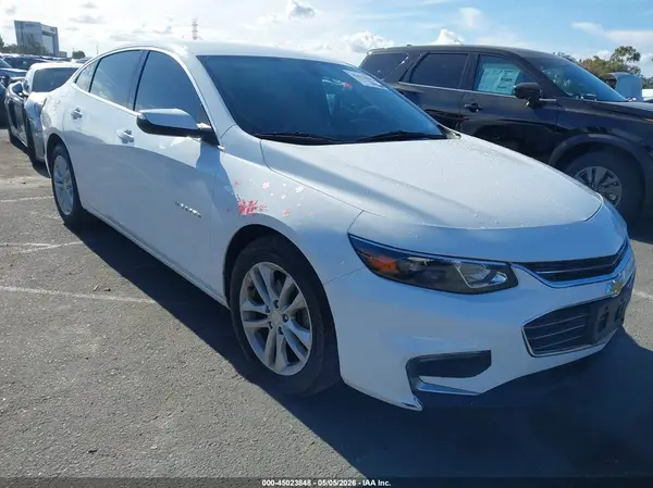 1G1ZD5ST6JF135748 2018 CHEVROLET MALIBU - Image 1