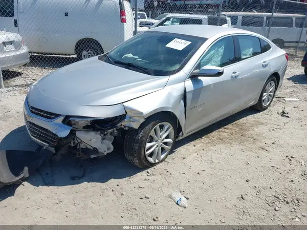 1G1ZD5ST6JF138309 2018 CHEVROLET MALIBU - Image 2
