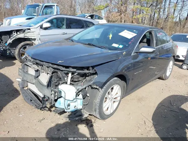 1G1ZD5ST6JF139119 2018 CHEVROLET MALIBU - Image 2