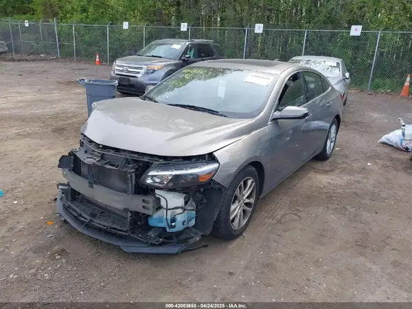 1G1ZD5ST6JF140240 2018 CHEVROLET MALIBU - Image 2