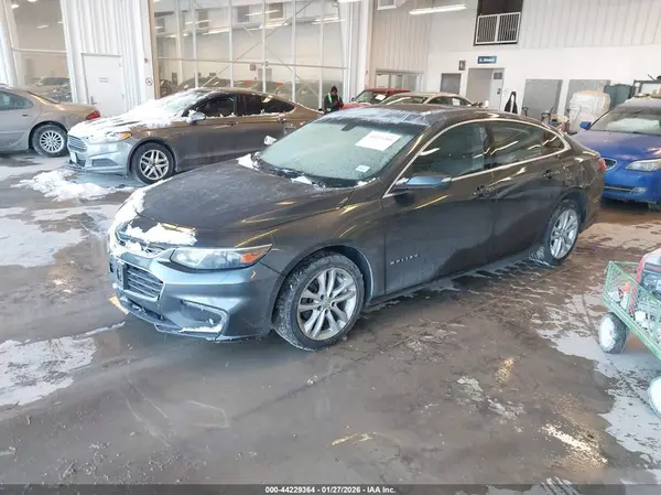 1G1ZD5ST6JF145437 2018 CHEVROLET MALIBU - Image 2