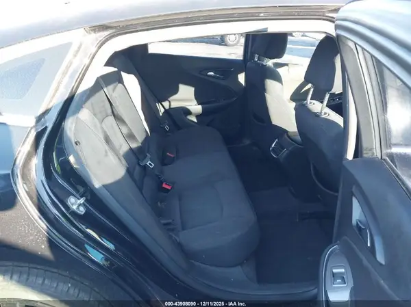 1G1ZD5ST6JF149729 2018 CHEVROLET MALIBU - Image 8