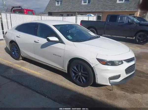 1G1ZD5ST6JF153425 2018 CHEVROLET MALIBU - Image 1