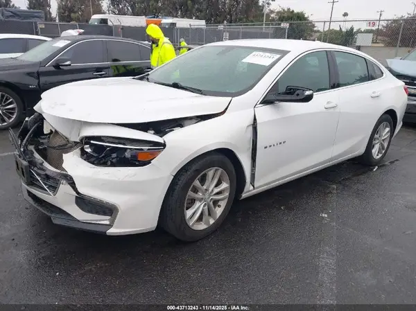 1G1ZD5ST6JF155739 2018 CHEVROLET MALIBU - Image 2