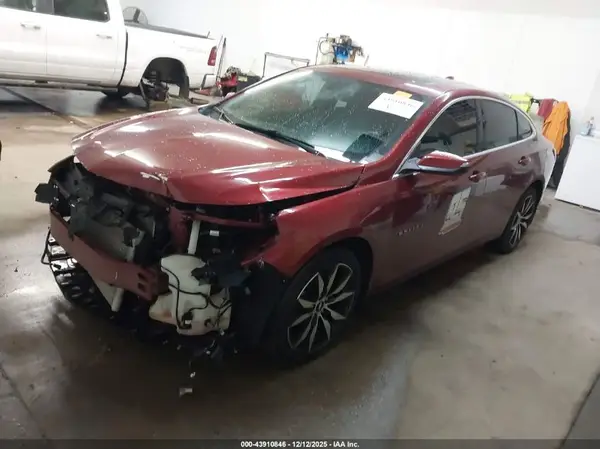 1G1ZD5ST6JF157216 2018 CHEVROLET MALIBU - Image 2