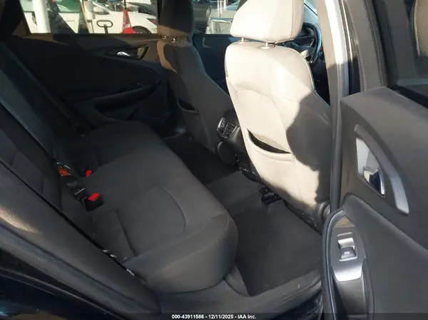 1G1ZD5ST6JF168152 2018 CHEVROLET MALIBU - Image 8