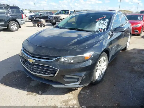 1G1ZD5ST6JF172332 2018 CHEVROLET MALIBU - Image 2