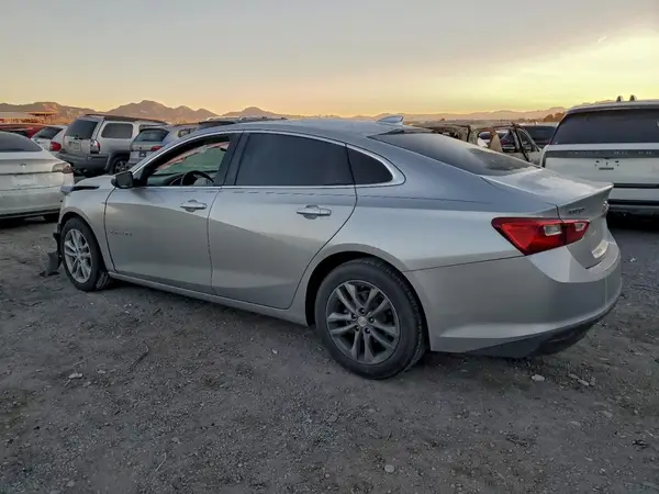 1G1ZD5ST6JF179930 2018 CHEVROLET MALIBU - Image 2