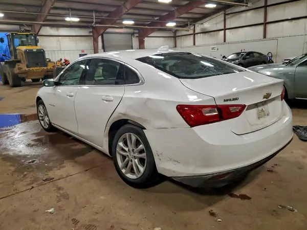 1G1ZD5ST6JF185873 2018 CHEVROLET MALIBU - Image 2