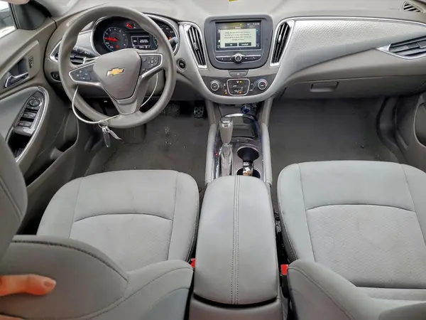 1G1ZD5ST6JF185873 2018 CHEVROLET MALIBU - Image 8