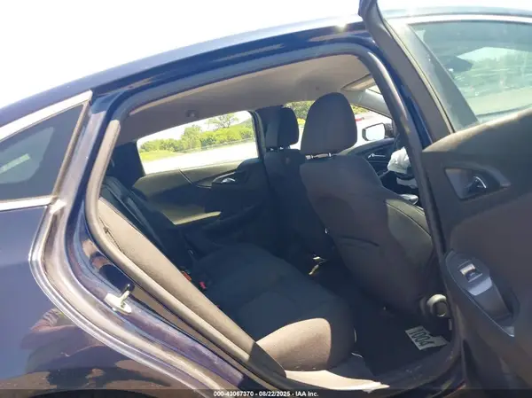 1G1ZD5ST6JF186215 2018 CHEVROLET MALIBU - Image 8