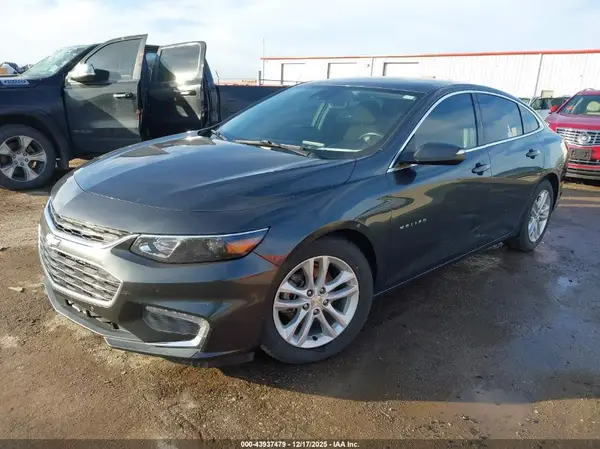 1G1ZD5ST6JF187476 2018 CHEVROLET MALIBU - Image 2