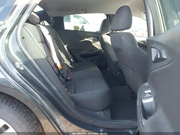 1G1ZD5ST6JF187476 2018 CHEVROLET MALIBU - Image 8