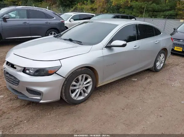 1G1ZD5ST6JF194220 2018 CHEVROLET MALIBU - Image 2