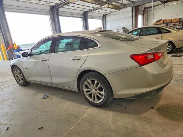 1G1ZD5ST6JF197151 2018 CHEVROLET MALIBU - Image 2