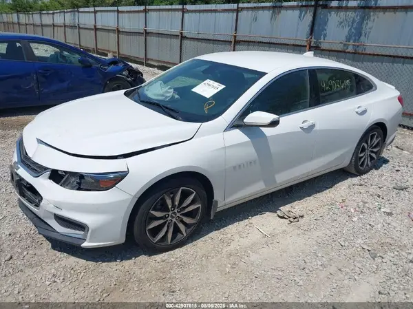 1G1ZD5ST6JF201229 2018 CHEVROLET MALIBU - Image 2