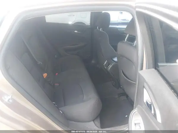 1G1ZD5ST6JF201375 2018 CHEVROLET MALIBU - Image 8