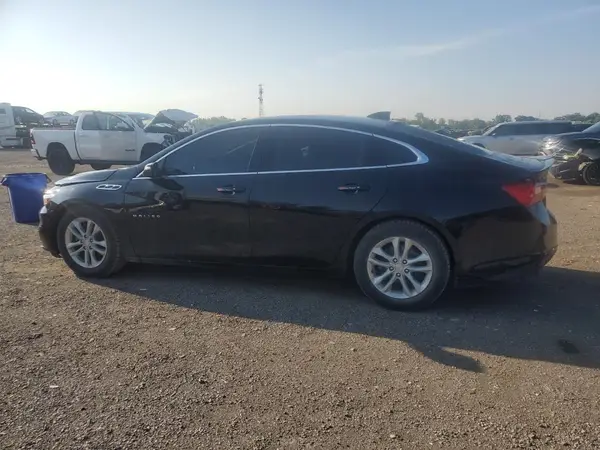 1G1ZD5ST6JF203353 2018 CHEVROLET MALIBU - Image 2