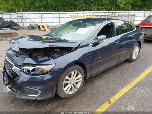 1G1ZD5ST6JF208858 2018 CHEVROLET MALIBU - Image 2