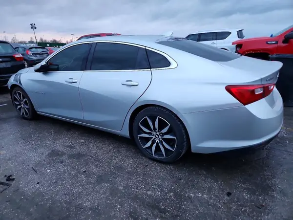 1G1ZD5ST6JF212358 2018 CHEVROLET MALIBU - Image 2