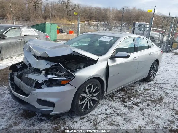 1G1ZD5ST6JF213140 2018 CHEVROLET MALIBU - Image 2