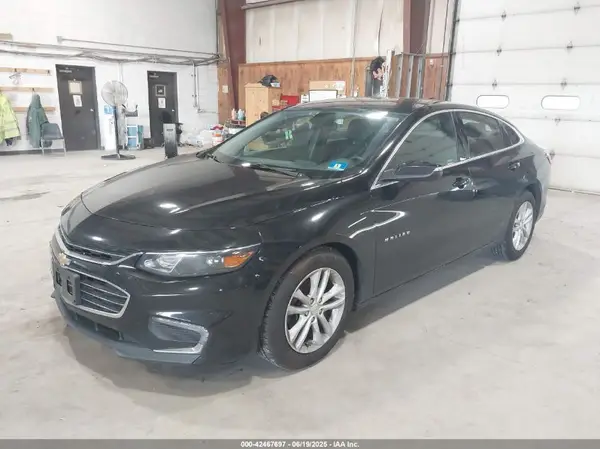1G1ZD5ST6JF215485 2018 CHEVROLET MALIBU - Image 2