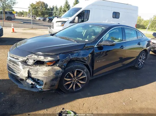 1G1ZD5ST6JF224414 2018 CHEVROLET MALIBU - Image 2