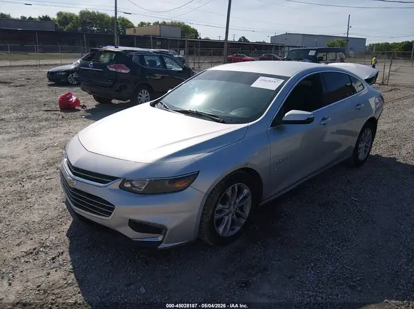 1G1ZD5ST6JF229760 2018 CHEVROLET MALIBU - Image 2