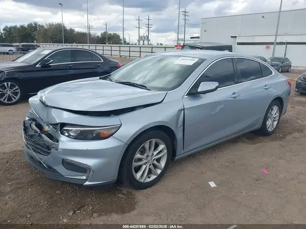 1G1ZD5ST6JF231444 2018 CHEVROLET MALIBU - Image 2