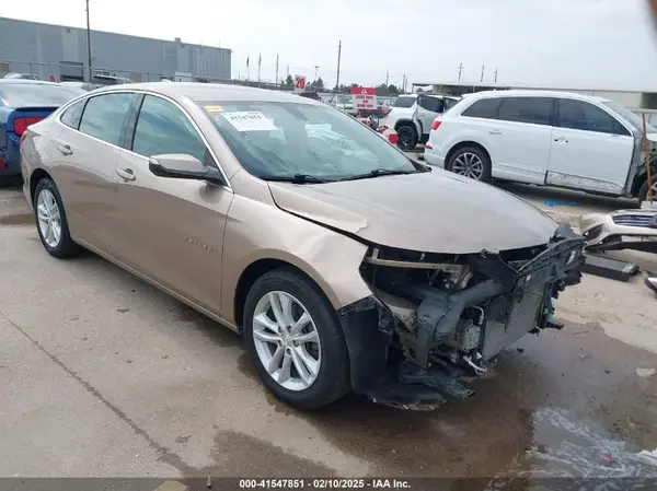 1G1ZD5ST6JF231671 2018 CHEVROLET MALIBU - Image 1