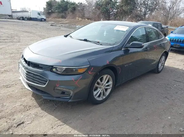 1G1ZD5ST6JF237339 2018 CHEVROLET MALIBU - Image 2